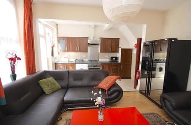 South Grove, Ardwick, Manchester - Image 2